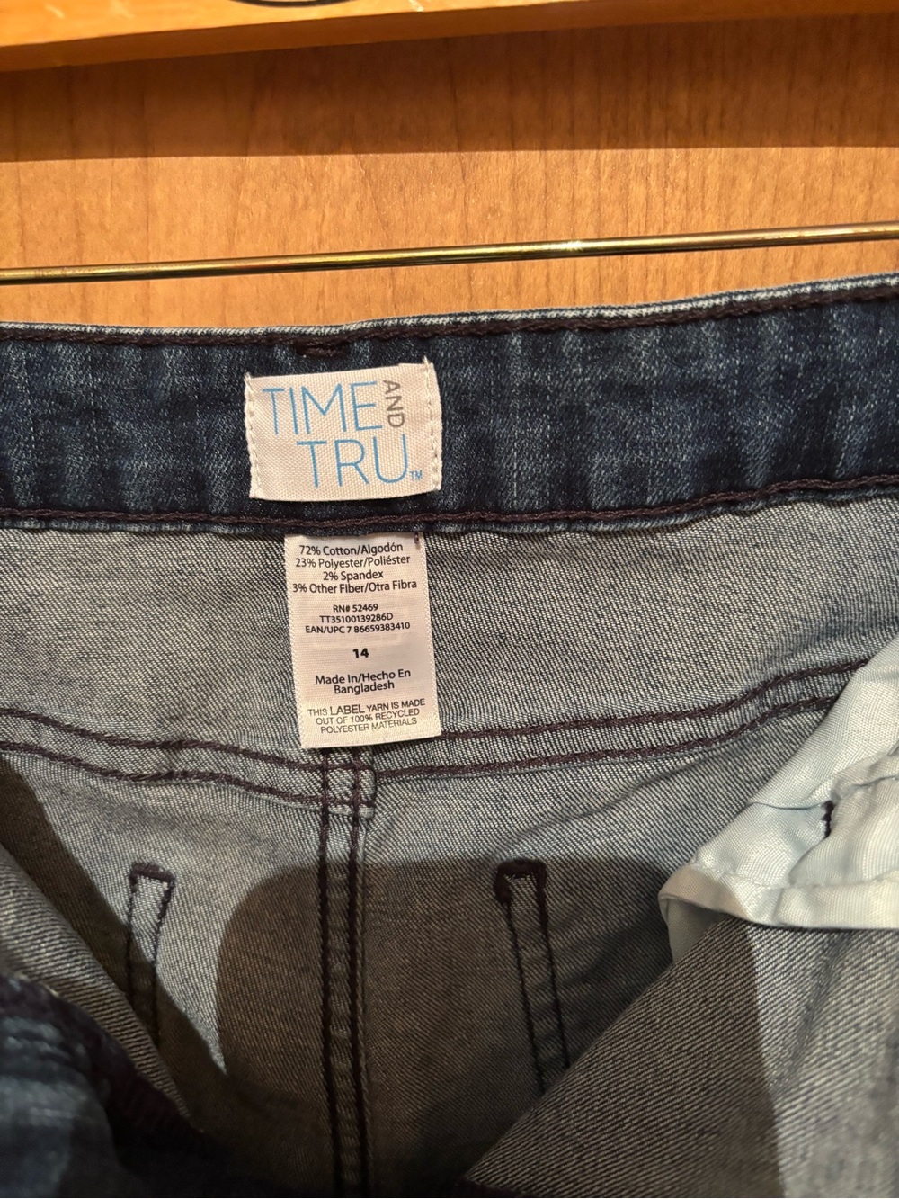 Time and Tru Dark Blue High-Rise Wide-Leg Jeans with Front Seams - Picture 3 of 3